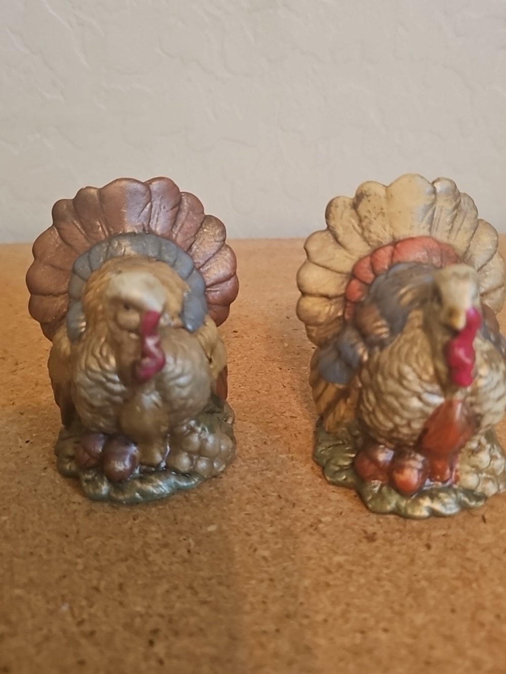 vintage ceramic turkey salt and pepper shakers